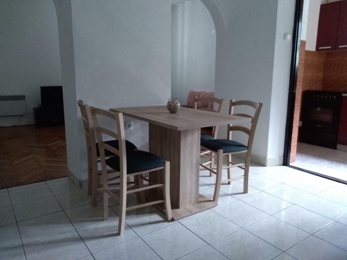 Apartment Giardino Rijeka Eksteriør bilde