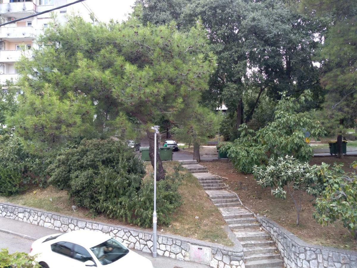 Apartment Giardino Rijeka Eksteriør bilde