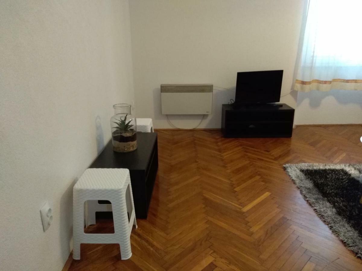 Apartment Giardino Rijeka Eksteriør bilde